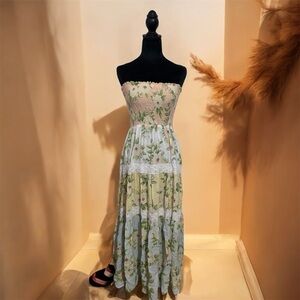 Elegant Strapless Floral Dress
